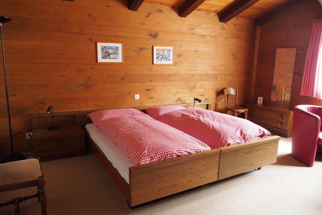 Hotel Simmental Boltigen Δωμάτιο φωτογραφία