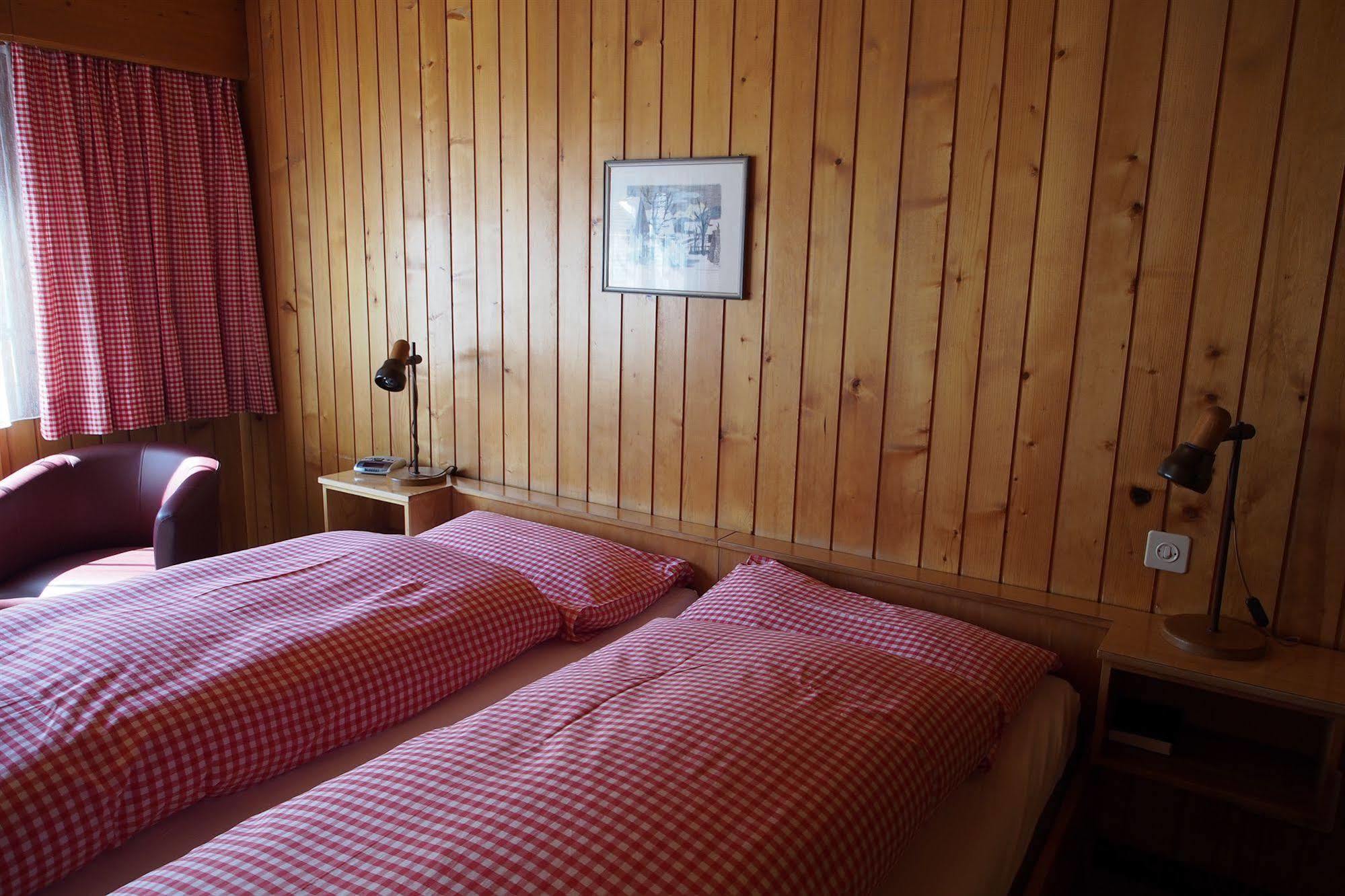 Hotel Simmental Boltigen Εξωτερικό φωτογραφία